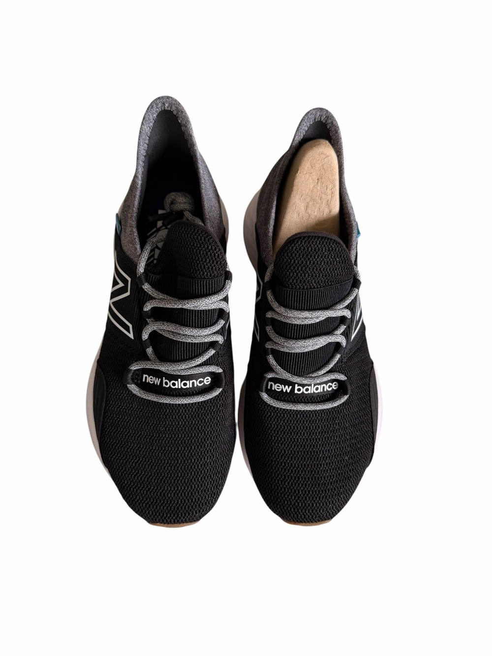 New Balance Black & Gray Lightweight Trainer Sneakers - Picture 4 of 9